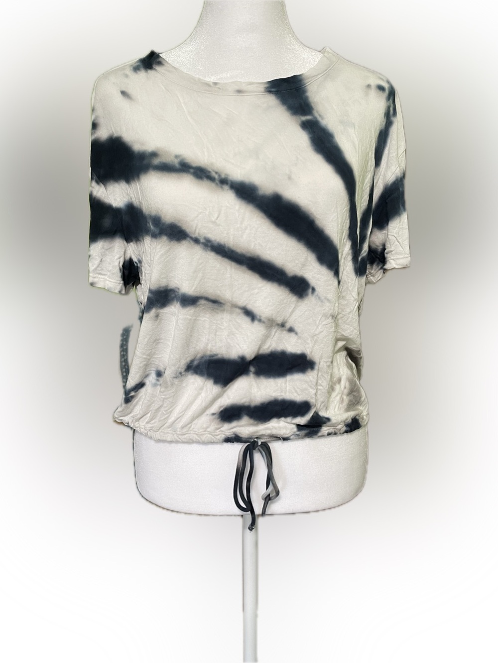 No Boundaries Blue & White Tie-Dye Short Sleeve Drawstring Tee